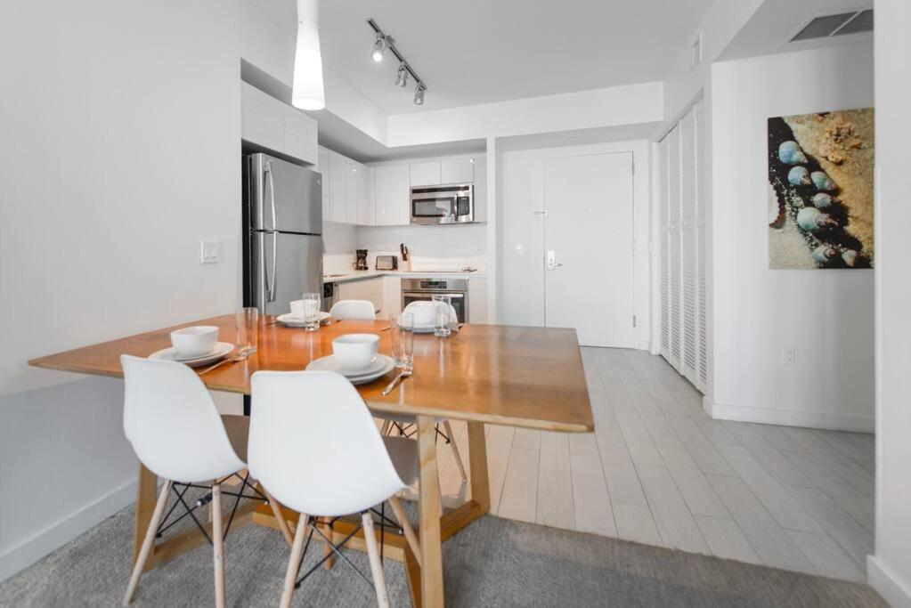 Awesome 2Br Condo Beachwalk Resort Hallandale Beach Exteriér fotografie