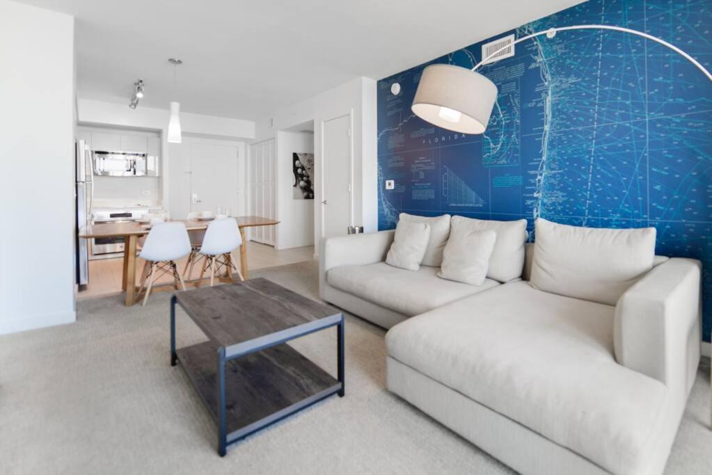 Awesome 2Br Condo Beachwalk Resort Hallandale Beach Exteriér fotografie