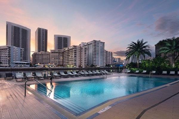 Awesome 2Br Condo Beachwalk Resort Hallandale Beach Exteriér fotografie